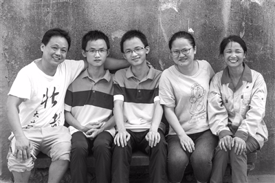 柯桥中学一对江西籍双胞胎 弟弟考上北京大学,哥哥考进上海交大