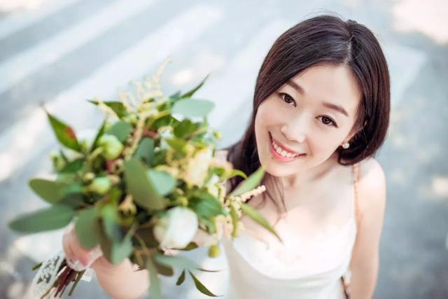 有才!这个嘉兴美女给唐嫣刘诗诗设计礼服