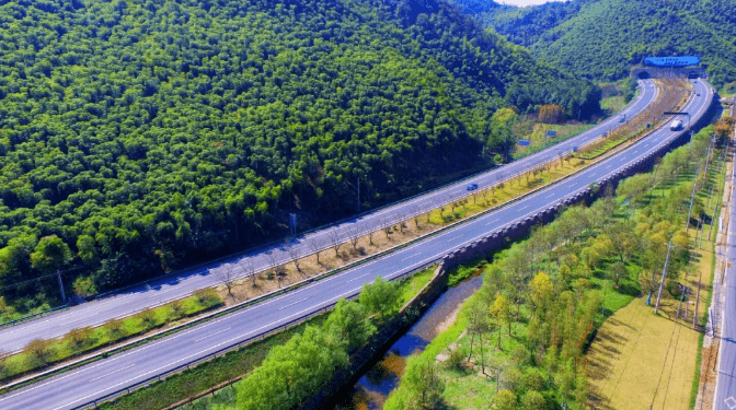 g235高速公路图片