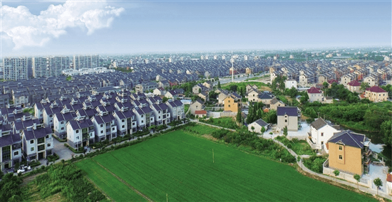 全省美丽城镇建设项目开工率突破97%