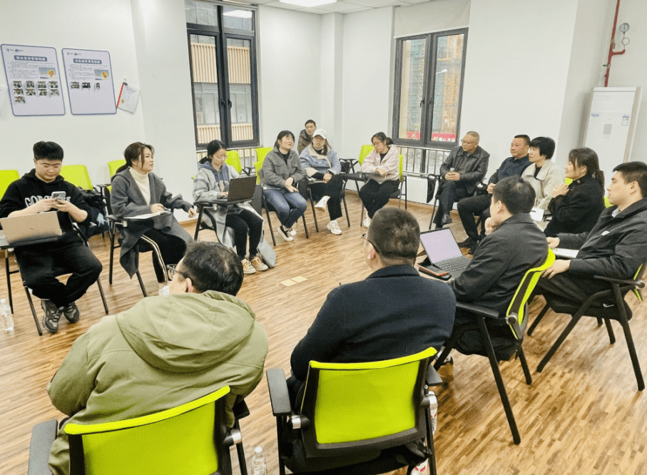 江山:社区责任规划师进社区__浙江城镇网